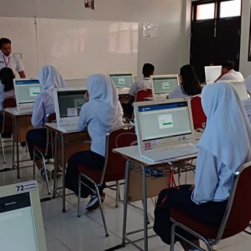 UNBK 2019 SMP Telkom Makassar Berjalan dengan Lancar