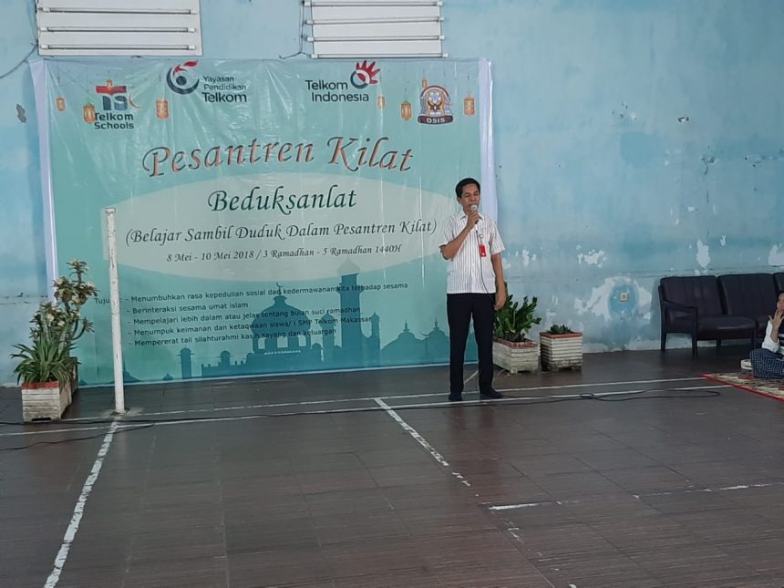 Membentuk Karakter Islami Siswa/i SMP Telkom Makassar melalui Kegiatan Pesantren Kilat