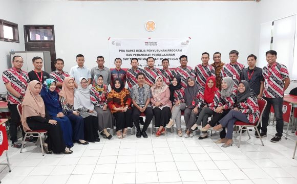 Pra Raker SMP Telkom Makassar: Penyusunan Program Sekolah dan Peran Guru dalam meningkatkan Motivasi Belajar Siswa