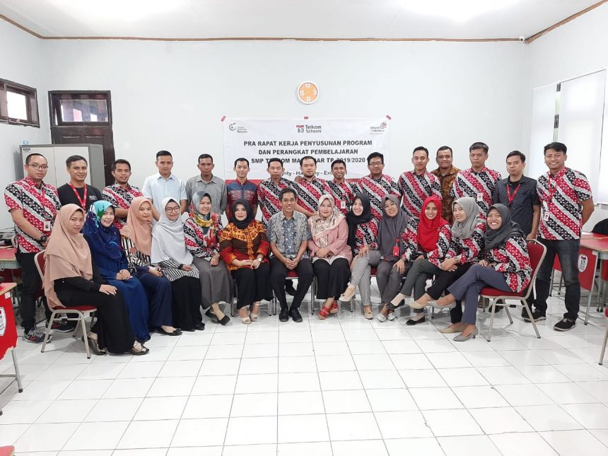 Pra Raker SMP Telkom Makassar: Penyusunan Program Sekolah dan Peran Guru dalam meningkatkan Motivasi Belajar Siswa
