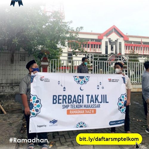 Rohis SMP Telkom Makassar Takjil On The Road
