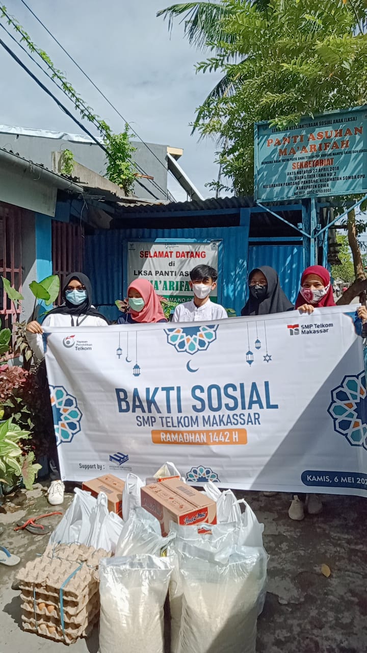 Berbagi Tali Asih di Panti Asuhan Bersama ROHIS dan OSIS SMP Telkom Makassar