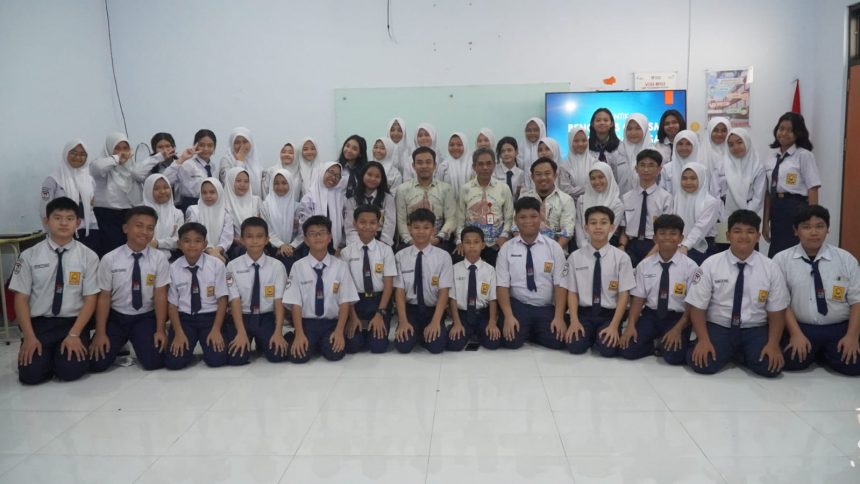 Pelantikan Pengurus OSIS SMP Telkom Makassar Periode 2023/2024