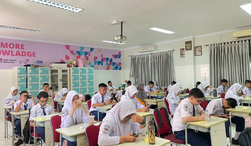 Pelaksanaan Sumatif Tengah Semester (STS) SMP Telkom Makassar